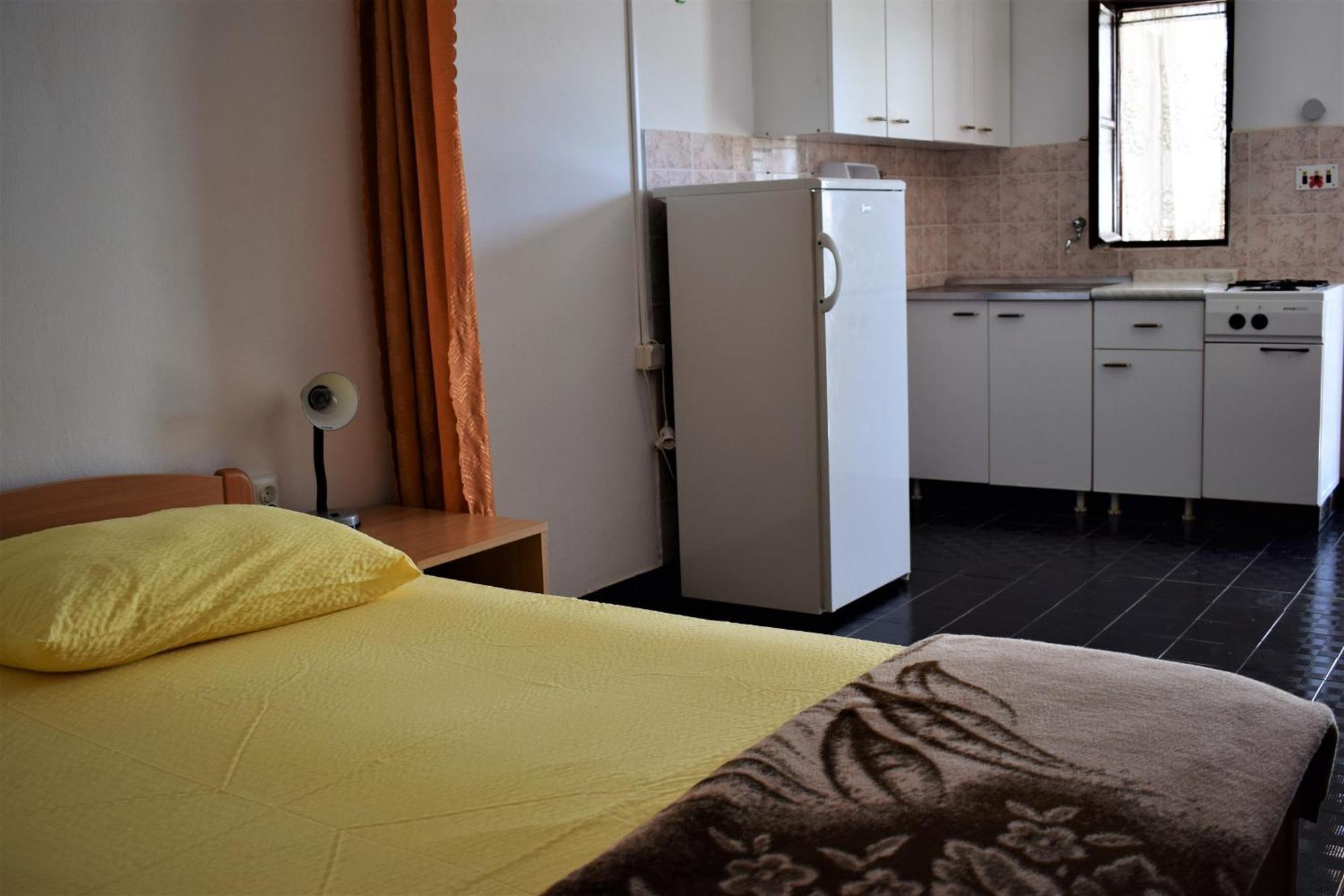 Apartments By The Sea Kabli, Peljesac - 10225 Brijesta Værelse billede