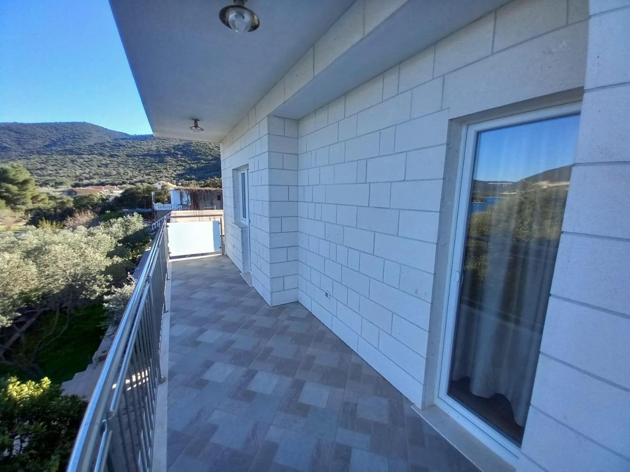 Apartments By The Sea Kabli, Peljesac - 10225 Brijesta Eksteriør billede